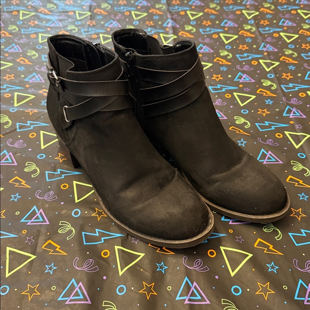 G.H. Bass & Co. Black Ankle Booties